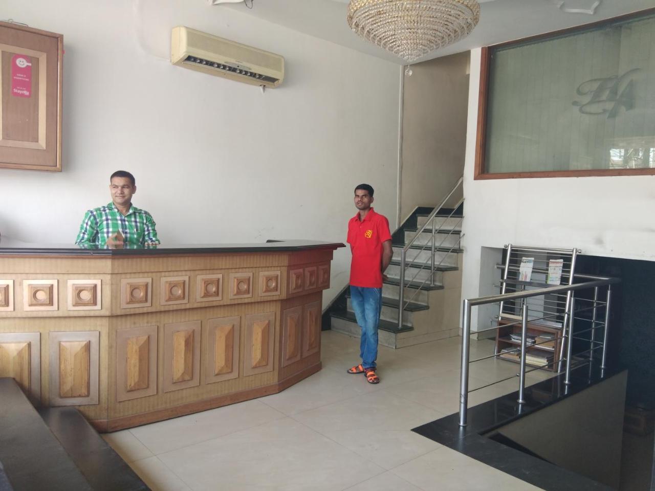 Hotel Anand 4*